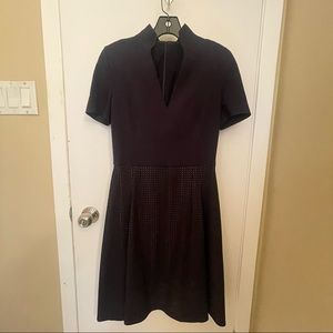 BOSS women v neck dress in dark blue/ orange underlay